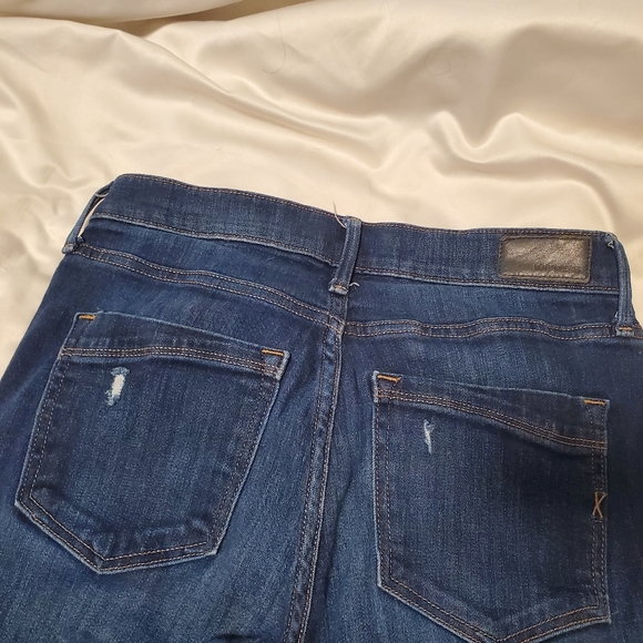 Dark wash lightly distressed jeans - Picture 4 of 5